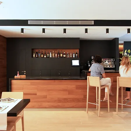 Hotel Raval De La Mar 4*
