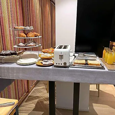 Raval De La Mar Hotel 4*
