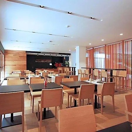 Raval De La Mar Hotel 4*