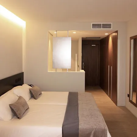 Raval De La Mar 빌라세카 데 솔시나