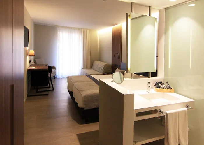 Raval De La Mar Hotel