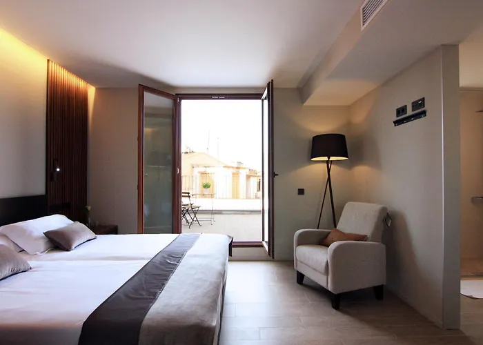 Raval De La Mar Hotel 4*